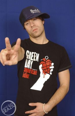 killijoy's tweet photo. Z pozdrowieniami dla @GreenDayPoland :) #SimplePlanToPoland https://t.co/OptRNgYcPD