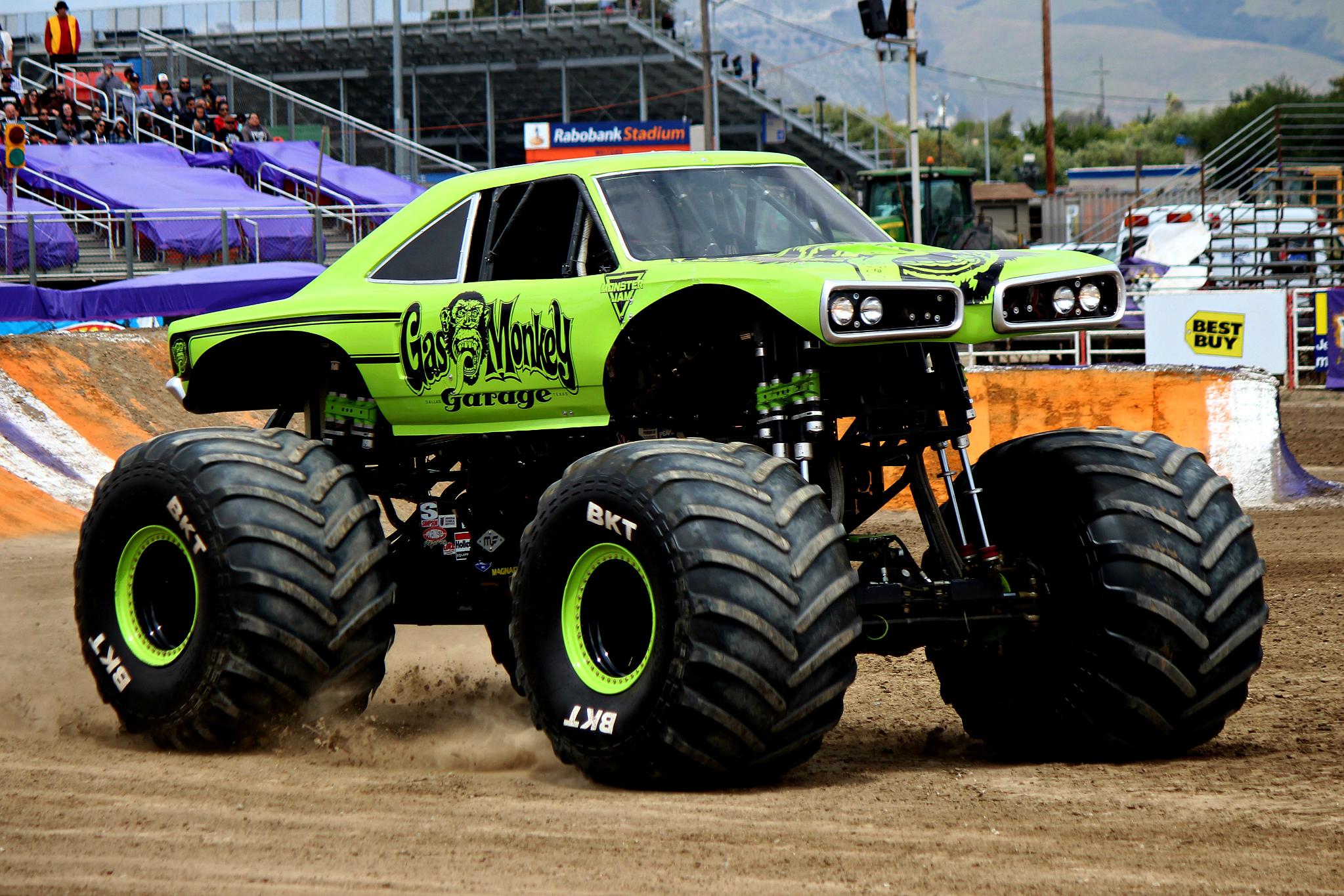 шоу кар бигфут. монстр трак бигфут. Ford биг ф бигфут f350. бигфут монстр. бигфут машина монстртрэк.