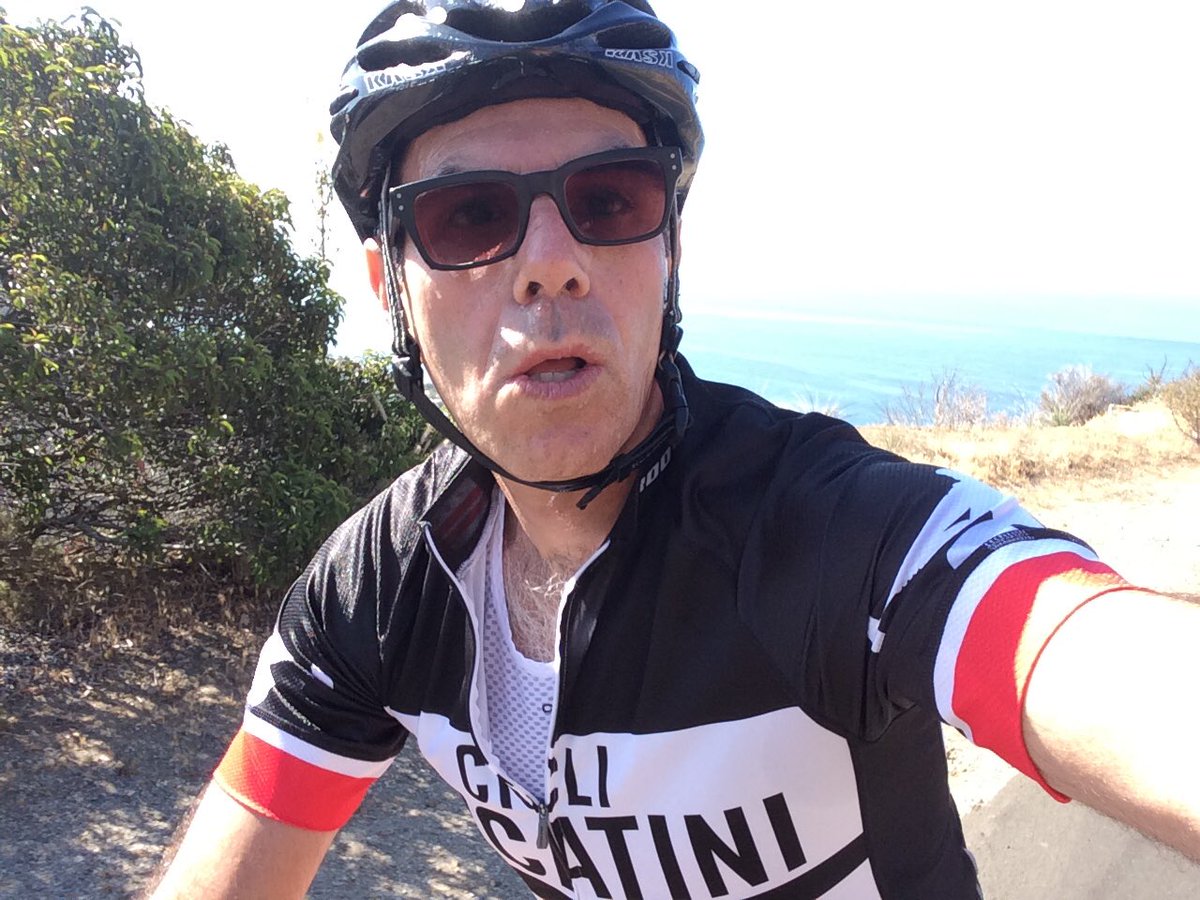 ciclibucatini's tweet photo. @michaeljgan, who put the "Gan" in @petosagan riding @iamspecialized up #DeckerCanyon #eastcoastdoeswestcoast https://t.co/IEcYPfrMi7