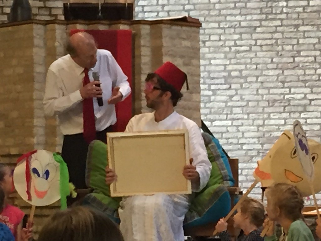 fonteinkerk033's tweet photo. Impressie van de #kinderviering van vanochtend, een groot feest! Wat je noemt Kerk In Elke Maat! #amersfoort #kerk https://t.co/ehNJZOQuE3