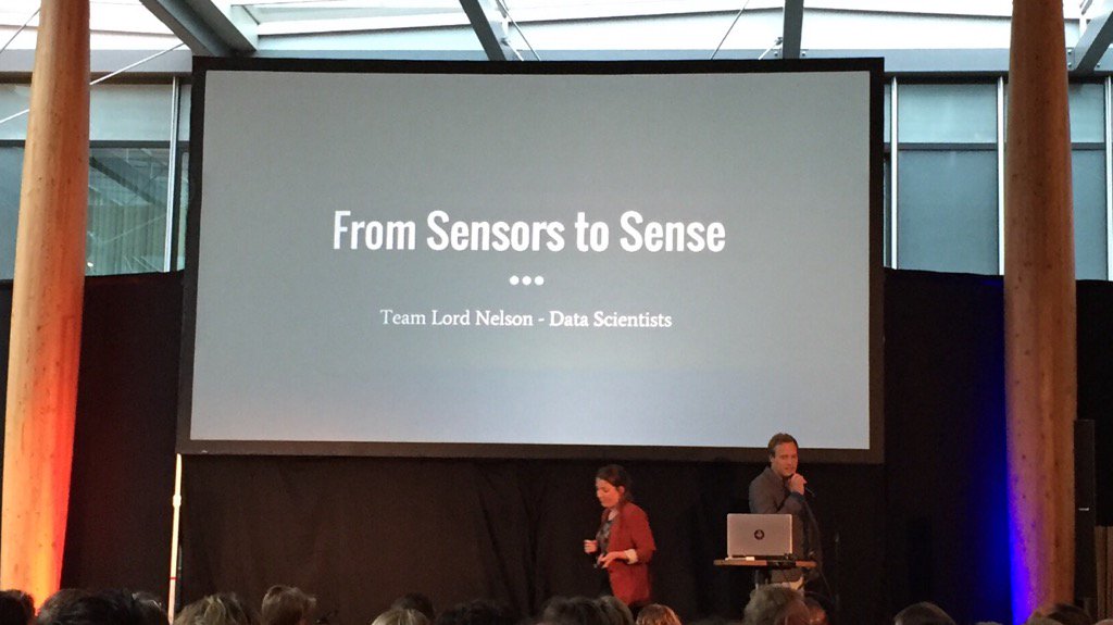 pieterboon83's tweet photo. Pitch #teamlordnelson #MSHackathon #Datascience #machinelearning #xomnia #bigdata https://t.co/SsQqCjwEQ5