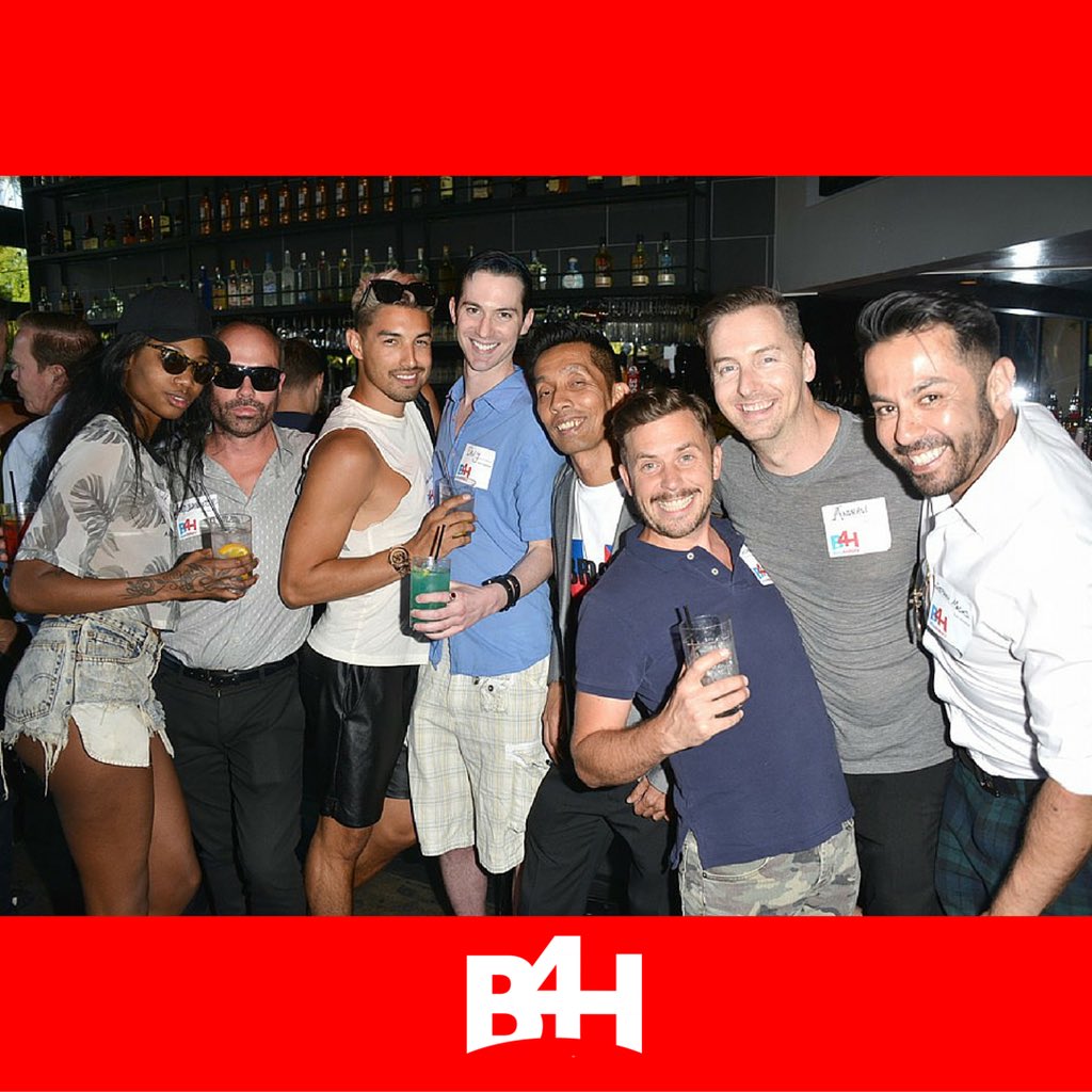 CjFLix_VEAAVVMJ.jpg:large