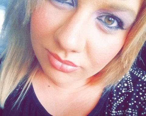 bouchepulpeuse's tweet photo. gros nez et grosse bouche https://t.co/CNVfOuKt2s