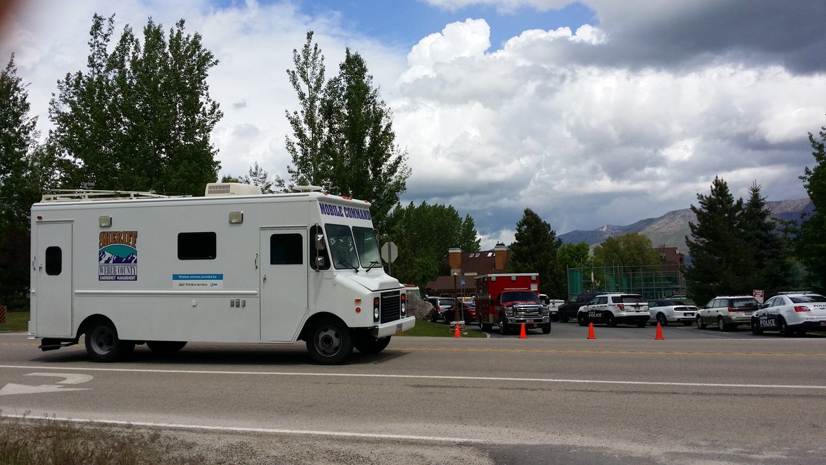 ReporterBWright's tweet photo. Weber Sheriff' mobile command vehicle on scene in Huntsville. @standardex https://t.co/tV4Y1qBxrb