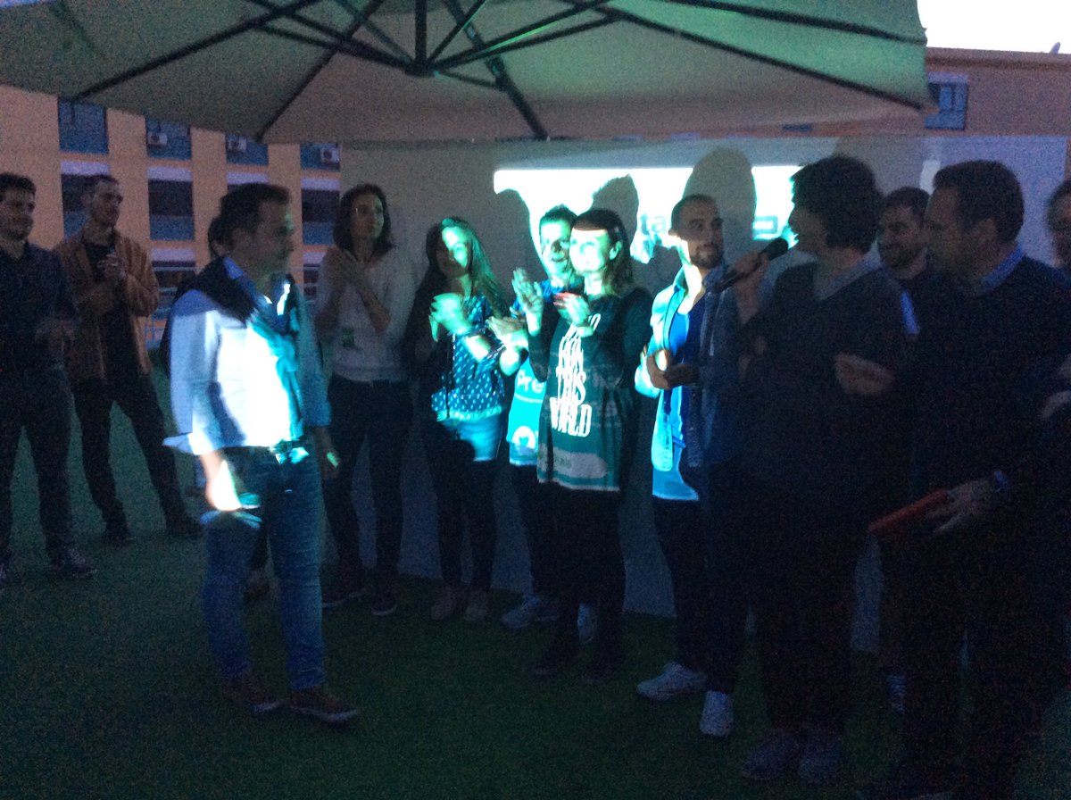 StartupRoma's tweet photo. Al terzo posto #Ambrosia #swroma16 #finalpitch @cantcatchkenzie https://t.co/CWo1Lixe8c
