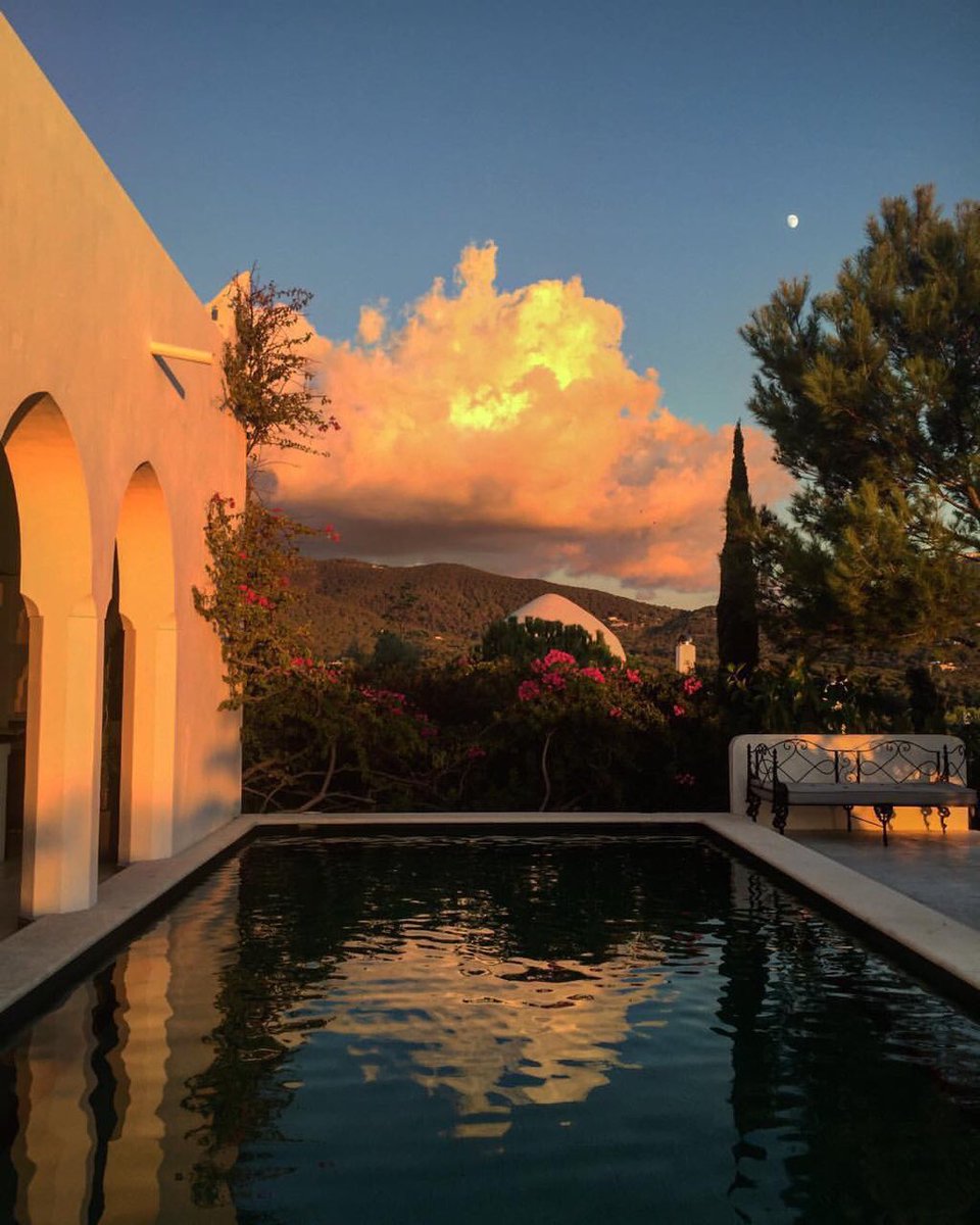 ERlKAHANSON's tweet photo. Views. https://t.co/EVr4OqJTkl