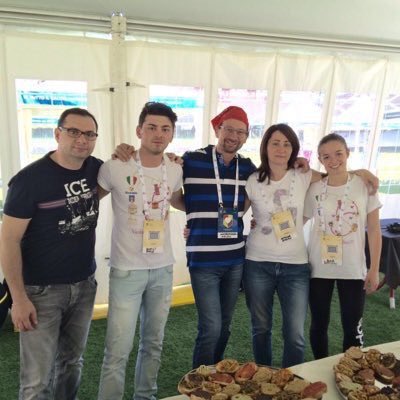 BeneRiz's tweet photo. Grazie grazie grazie ancora a @MauroMast per aver portato un pezzo di Puglia a #Kickoff2016FIGC @F_Boccia https://t.co/2Xe1Ynrdye