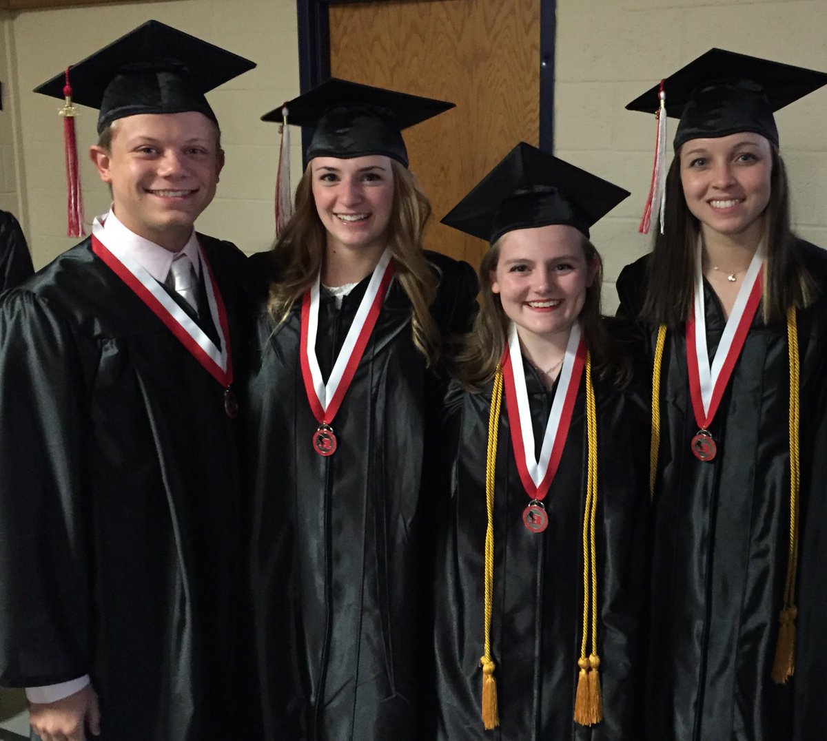 RHSColonel's tweet image. Congrats to @TRHS2016 on graduation!