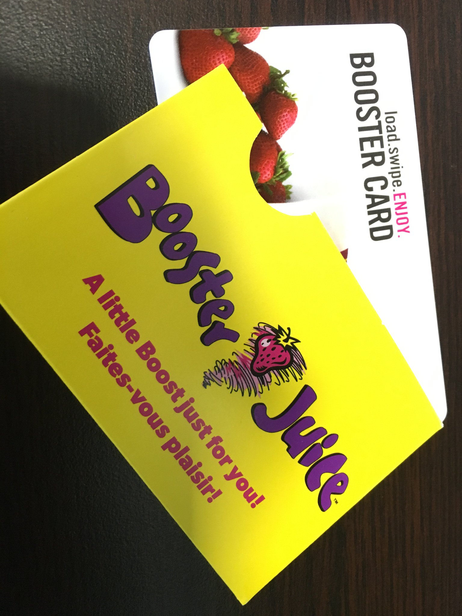 Booster Juice On Twitter Let s Give Away A GC RETWEET For A Chance To