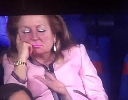 TomasGarciaTG's tweet photo. DIOS MÍO la Señora Doubtfire en el palco del Calderón!!
#PeroQuéCoño?
#WhyNot
#LoMejorDelPartido
#FinalCopa https://t.co/EnY0Zk7pRC