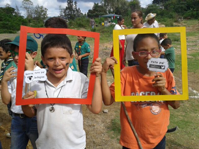 scoutsbaruta's tweet photo. Juegos de amistad #2016 #DistritoBaruta https://t.co/J1WdupoEju
