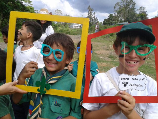 scoutsbaruta's tweet photo. Juegos de la Amistad #2016 #DistritoBaruta https://t.co/YRzgCzT1V3