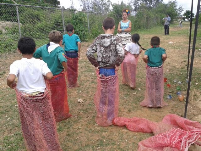 scoutsbaruta's tweet photo. Juegos de la Amistad #2016 #DistritoBaruta https://t.co/CV0HKDziir
