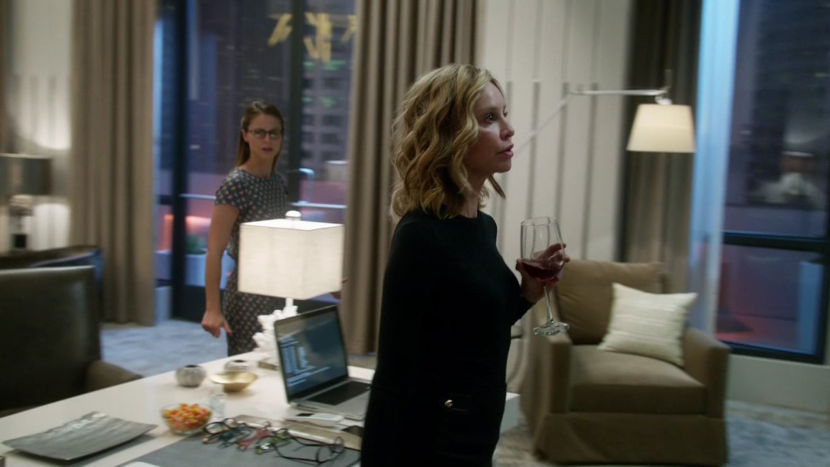 SuperCat_otp's tweet photo. SUPERGIRL NEEDS CAT because even superheroes need their own kind of heros in their lives https://t.co/6lmzftFyVc