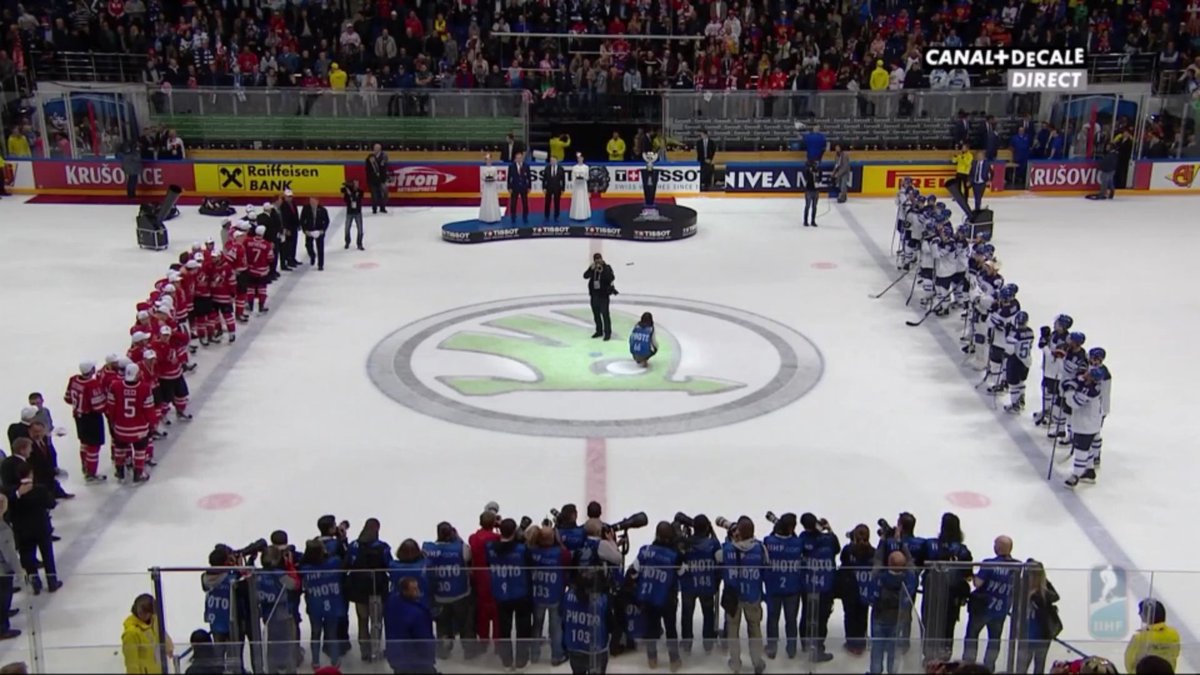 AlexMondin's tweet photo. On va remercier aussi toute l'équipe de Canal+ pour la diffusion de ce CDM, la 1ère en HD en France ! #Russie2016 https://t.co/PMKIrzMeiI
