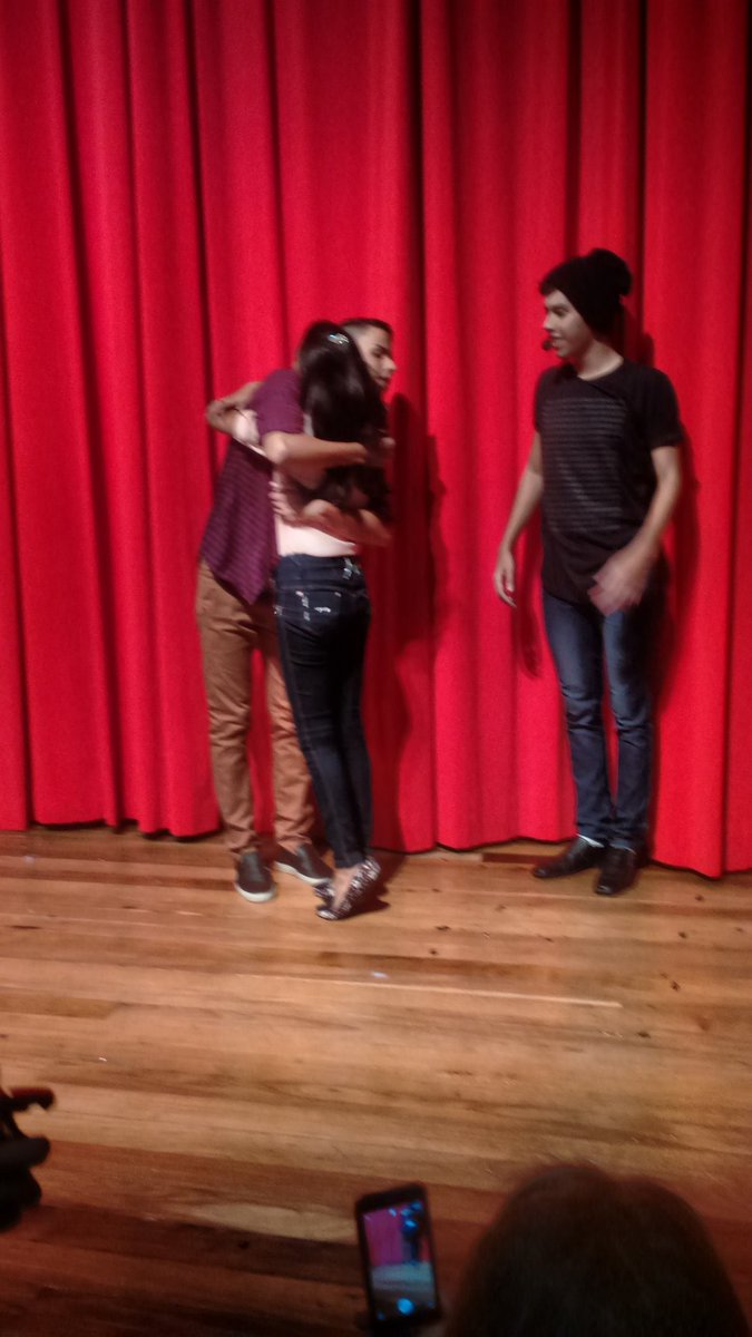 PolyaneSiilva's tweet image. Donos do melhores abraços❤ #SouFã #Willou+Watson @willouAES @watsonalves