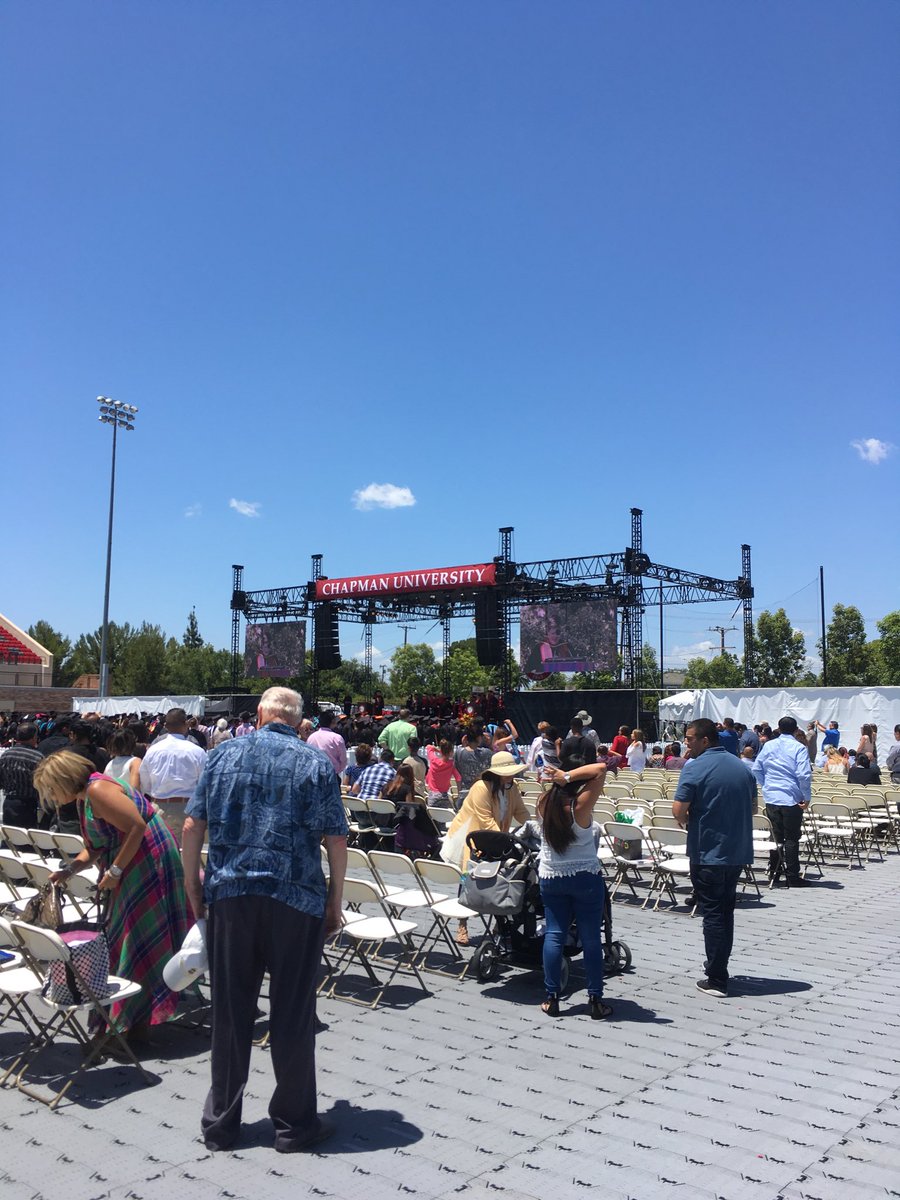 laurarezaali1's tweet photo. Congratulations to the love of my life you ROCK!! #BrandmanGrad2016 @BrandmanGrad2016 https://t.co/qWDxbcw6Zr