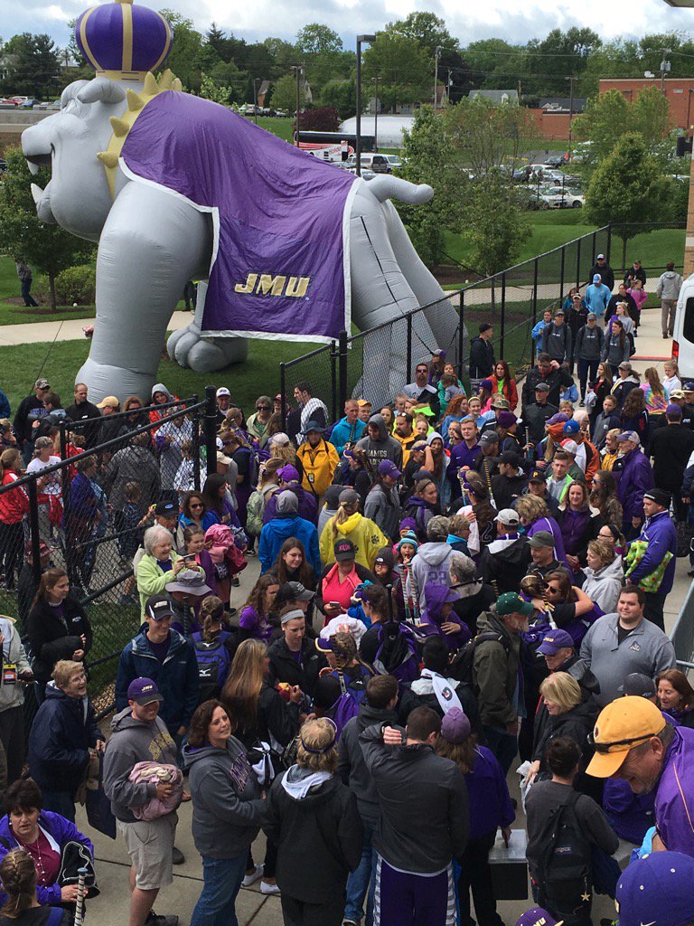 redsoxjbf's tweet photo. A super regional JMU Dukes celebration!!
@JMU_Softball @JMUSports @CAASports https://t.co/QEl3wK7g7Y