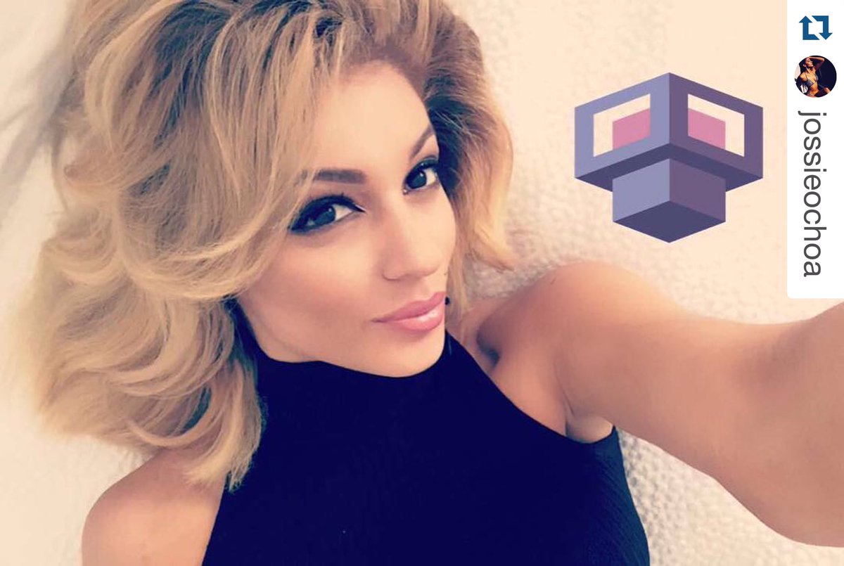 glovee_frases's tweet photo. Bella Como siempre y Luciendo espectacular  Nuevo Look Nuestra Reina @JossieOchoaTV q les parese #TeamJossie RT &amp; FV https://t.co/HEv2e3ipWa