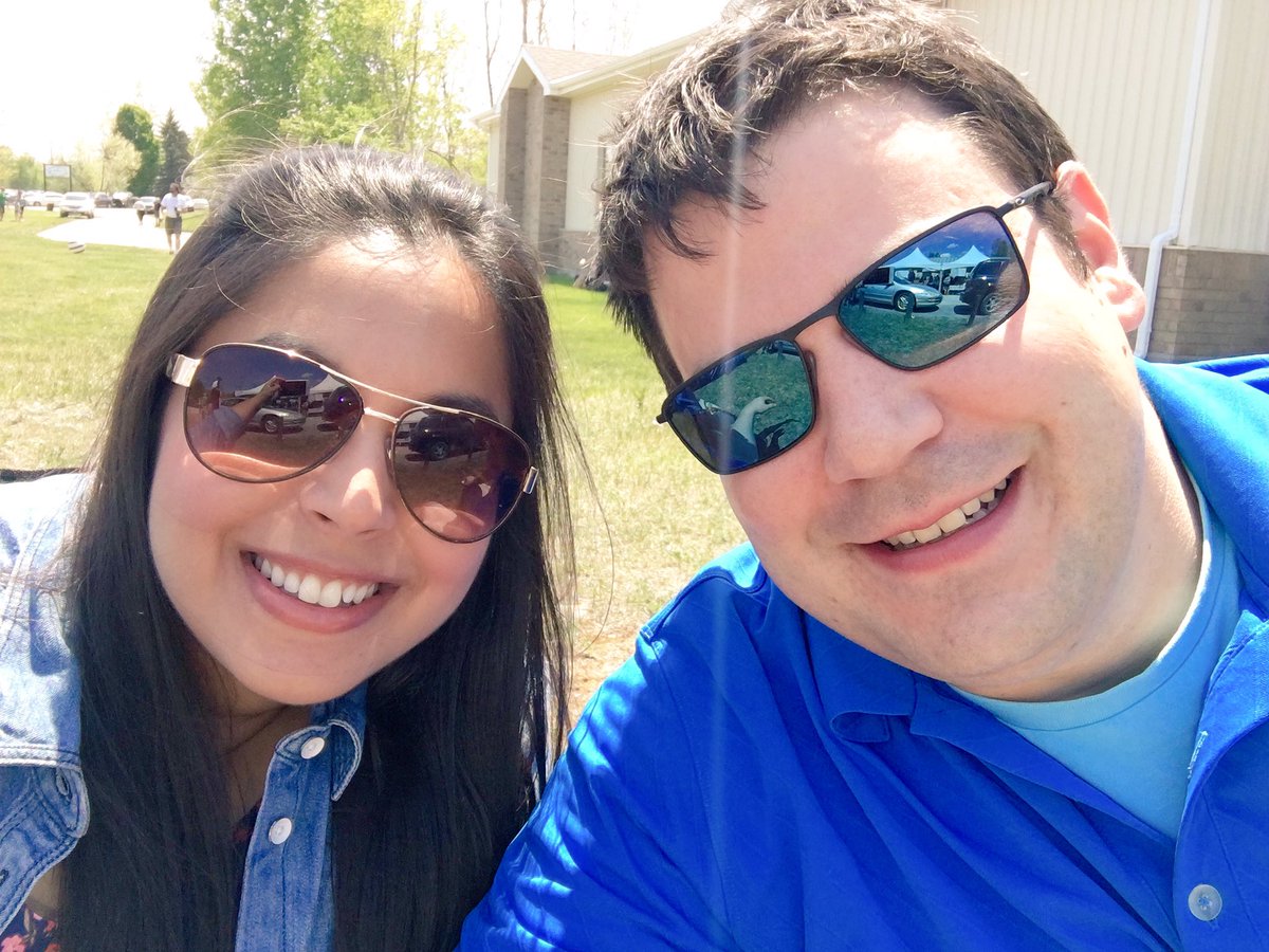 rosalyngambhir's tweet photo. Finally took my foodie partner-in-crime to @SeedToSausage's #DayofthePig and had a blast! 🐷 #longweekend https://t.co/D1JQvYtcsP