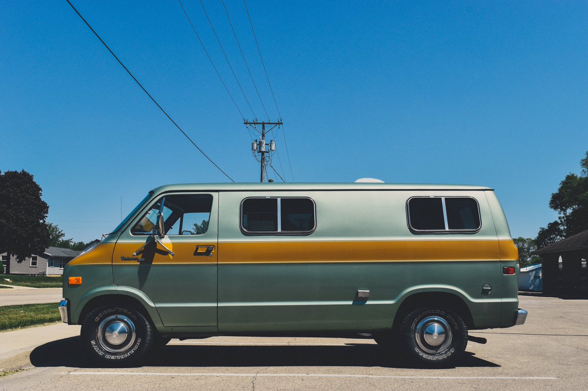 NicholsZach's tweet photo. All original 1978 Dodge Sportsman with 22k miles. Now that's what I call an adventure mobile. #Astrovanture https://t.co/1qVx1j2Fk7