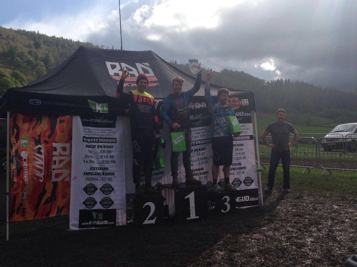 davidsmith1983's tweet photo. Came away from Llangollen with 3rd today! Super happy,thanks to @TheTrailheadUK @Themudhugger @SantaCruz_uk https://t.co/K4Nn2InLzQ