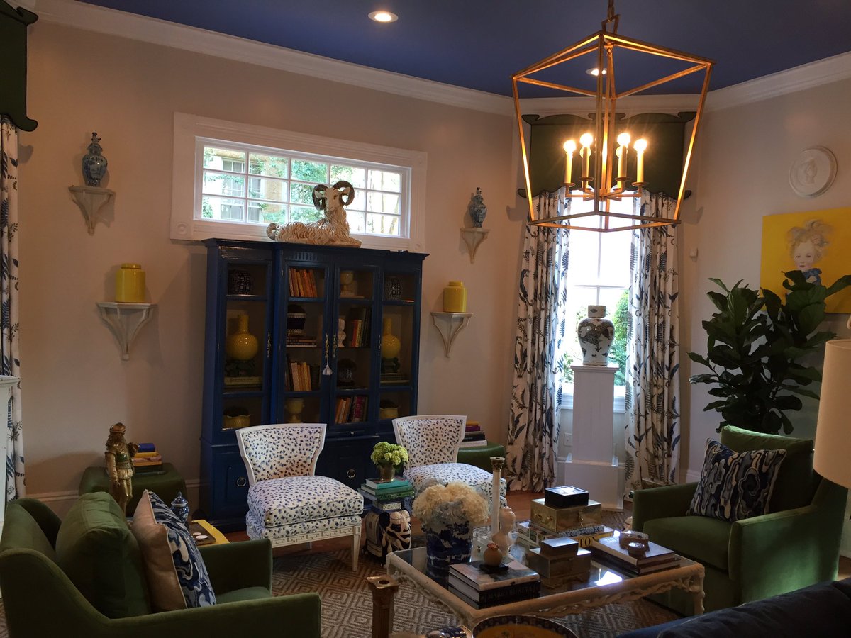 Family Room by @ParkerKennedy for @traditionalhome @SouthStyleNow showhouse.