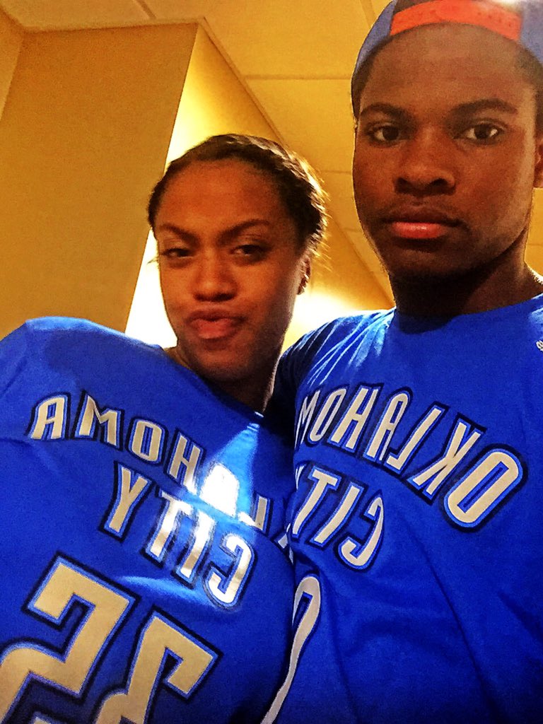 chudd_'s tweet photo. She KD, I'm WB https://t.co/8d1nX1AEhE