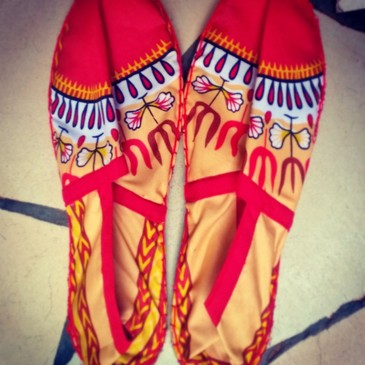 YvyRno's tweet photo. Espadrille Dashiki 

#team237
#bkespadrille237 https://t.co/RETzYnMZtK