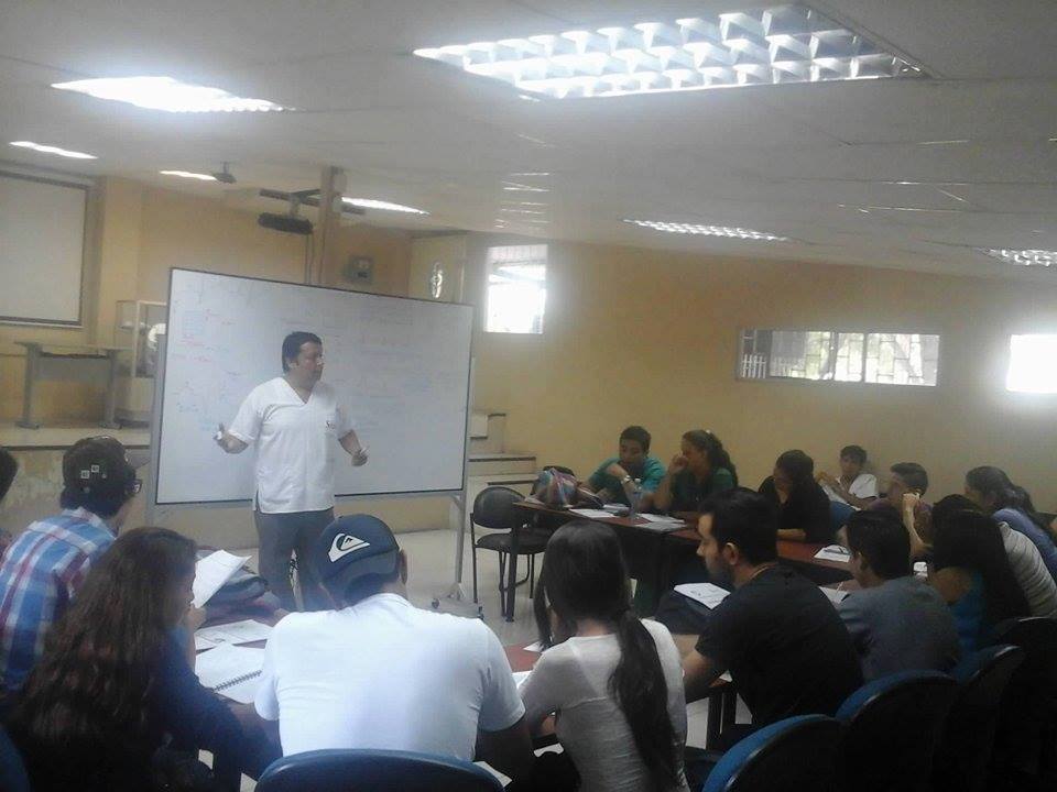 Porque la Academia es lo primero clausura del CURSO DE EKG Y ENFERMEDADES TIROIDEAS <a href="/AndresGuilcapi/">AndresGuilcapi</a> <a href="/paulpalacios92/">Paul Palacios Gómez</a>