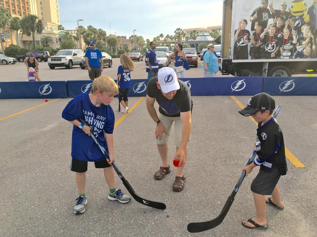 NHL's tweet photo. Meanwhile in Tampa...

Street hockey now, ice hockey later. #StanleyCup https://t.co/Kkojq3Koyr