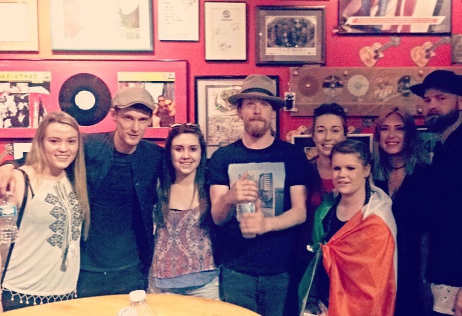 AineLenighan's tweet photo. On way to @subtchicago  to see @WalkingOnCars for the second time today 😁 #irishontour #j12016 #WOCUSTOUR https://t.co/2wFblpOvXw