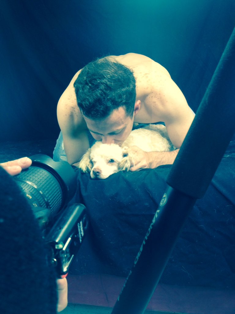 Tribusmx's tweet photo. En Shooting con @EddyWallsC para la campaña #MeAdoptas? de @TottemAnimal Photos by @james_lulo https://t.co/LpF6Xb4KWO