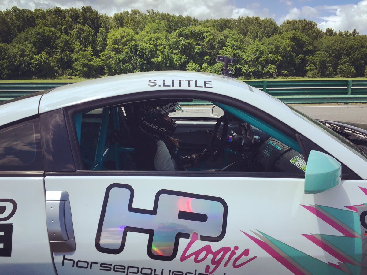 z33_babe's tweet photo. Interesting last day of racing at @VIRNow! @EnjukuRacing @maxxistires https://t.co/oiyNSYcycZ