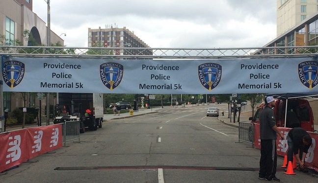 wpri12's tweet photo. Runners compete in memorial 5K to benefit Dorian J. Murray Foundation #DStrong #wpri https://t.co/Jv6Oqq2rSq https://t.co/UvyTM35rTS