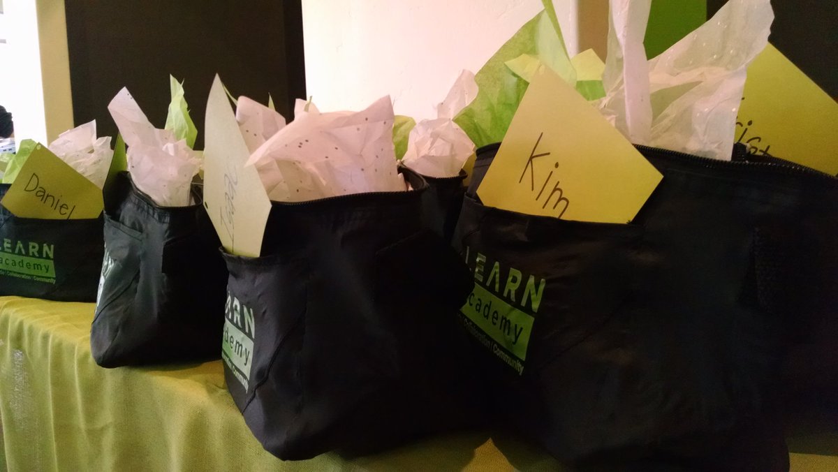 KimKoga's tweet image. Grad grab bags @SDLEARN #love &amp;amp; #codetry #betterlatethannever