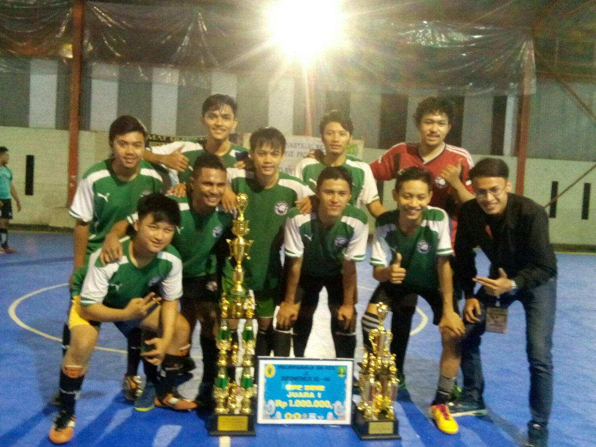 inilah team yang menjuarai SFC 2016 "DIDIEU WAE" 😊🎉🏆