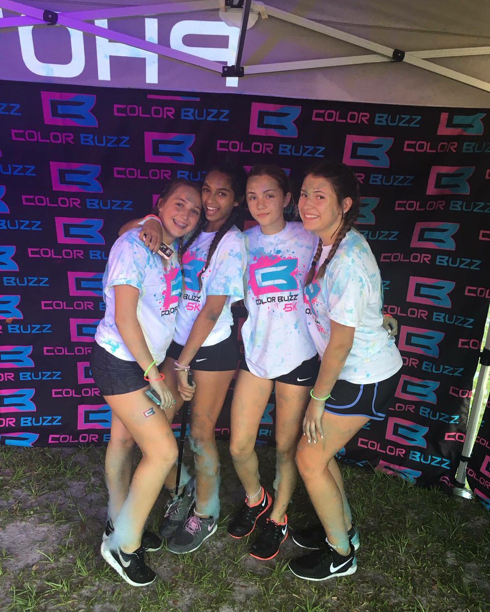 Olivia_M1314's tweet image. my bffs💛 #colorbuzz @kennedycolston1 @KayleeYoho @Arianajackson_