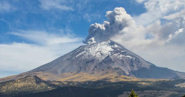 VolcanoJeannie's tweet image. #Popocatepetl registers 127 #fumaroles in the last few hours - AZTECA NOTICIAS
facebook.com/photo.php?fbid…