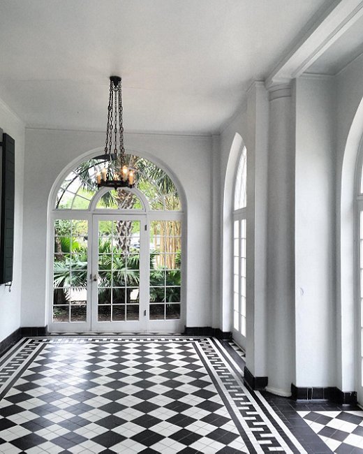 onekingslane's tweet photo. Excuse us while we pick our jaws up off the floor... 😱 More stylish snaps from #Charleston 👉 https://t.co/hTsbxegm28 https://t.co/24NhQ94c63
