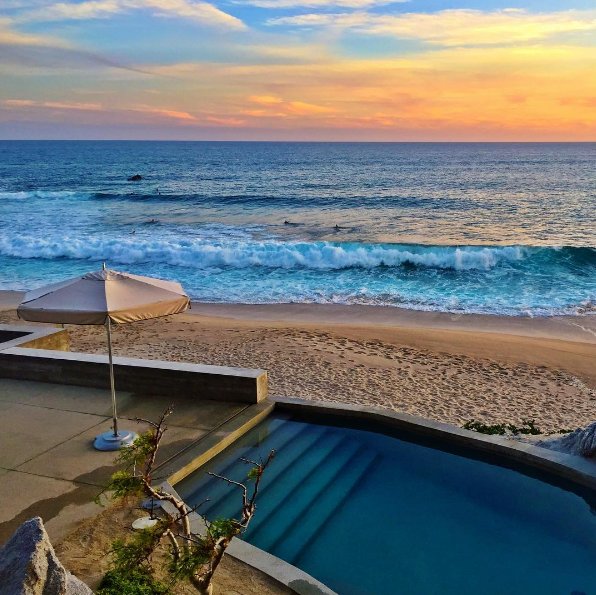 timothysykes's tweet photo. If you want something badly enough, go get it! I LOVE TO TRAVEL, thank God my job allows for it https://t.co/veKyOOAJaV