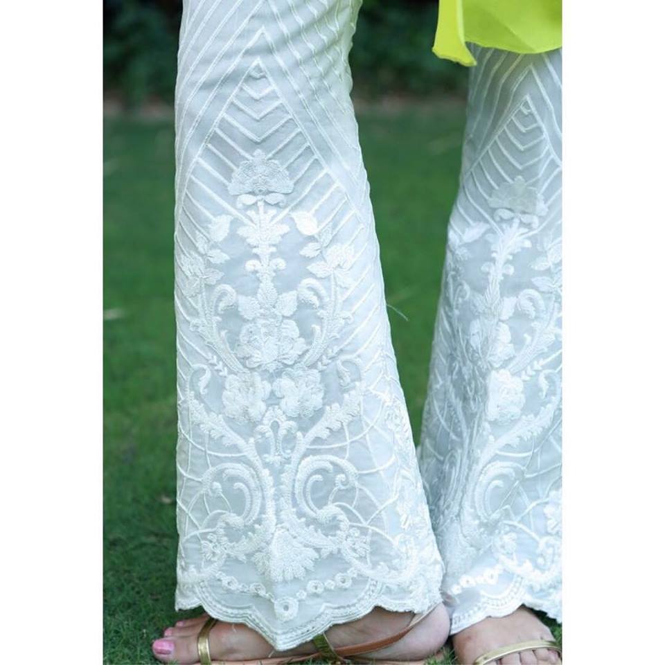 remaluxe's tweet photo. Bootleg details 😍 #RemaShehrbano #CantWait See you at the exhibition #Karachi https://t.co/SNm0wIsyRd
