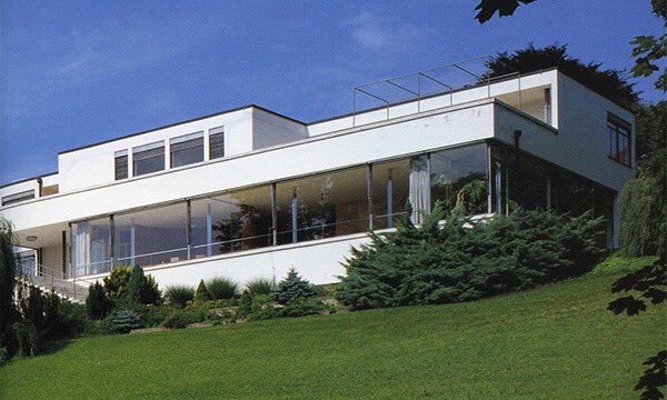 kentikuA8Bot's tweet image. ミース・ファン・デル・ローエ / チェコスロバキア
「トゥーゲントハット邸」