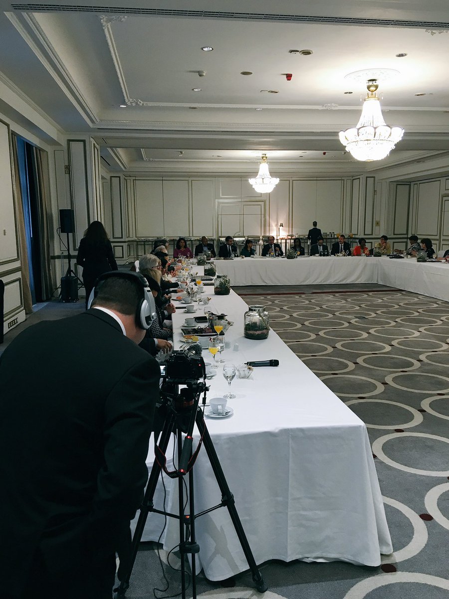luistweeto's tweet photo. @SAHispanicCC delegation receiving a Country Briefing on Spain Fr: the U.S Embassy @IvyRTaylor @ksatnews #SA2Spain16 https://t.co/x078XHKVw2