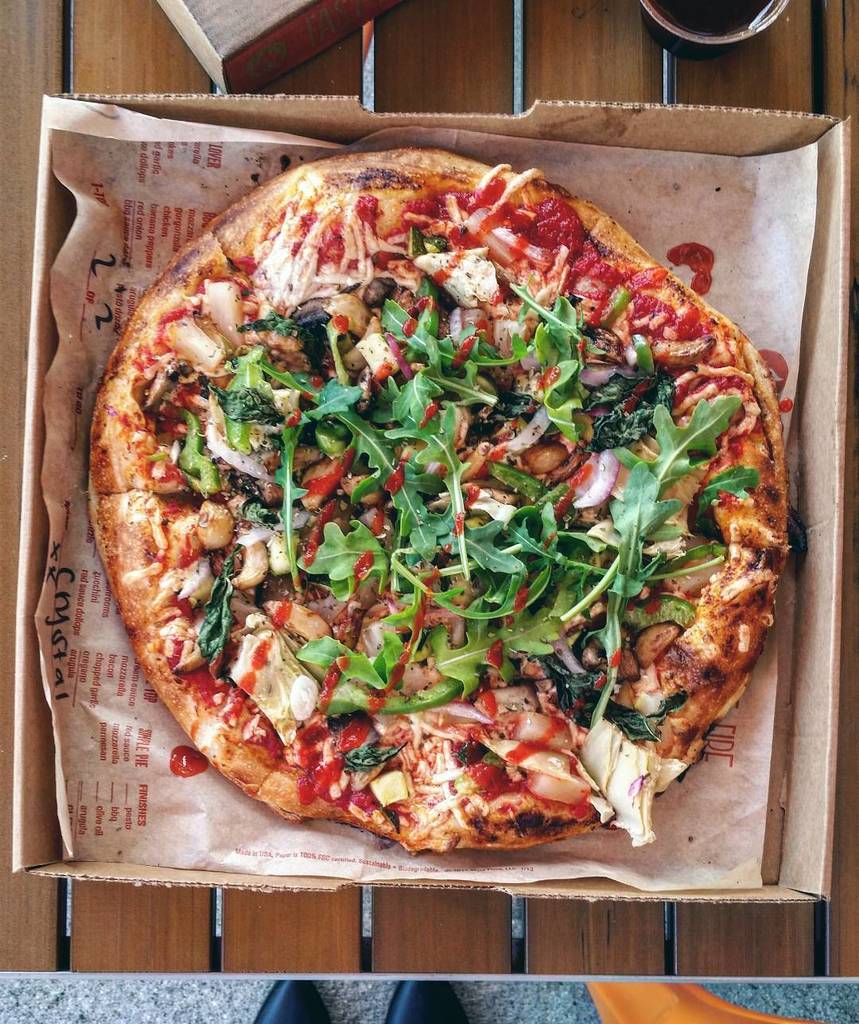 toscanalatienda's tweet photo. Desde IG By themintyanne Some very fione pizza for #rawtilsexy #rawtilwhenever day 34 😏#co… https://t.co/82OzNPIEsM https://t.co/zpBrlbb0Nm
