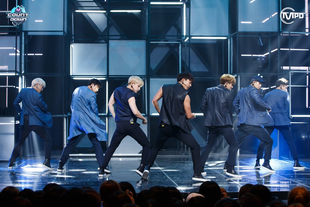 M2MPD's tweet photo. 160519 #엠카미공개사진 #MONSTAX #걸어 #ALLIN 하지만 별수없즤 저렇게 뒷태까지심쿵한데 방법이없즤 거는수밖에 #다걸어 #기현 #셔누 #주헌 https://t.co/Zc2MwK2zDj