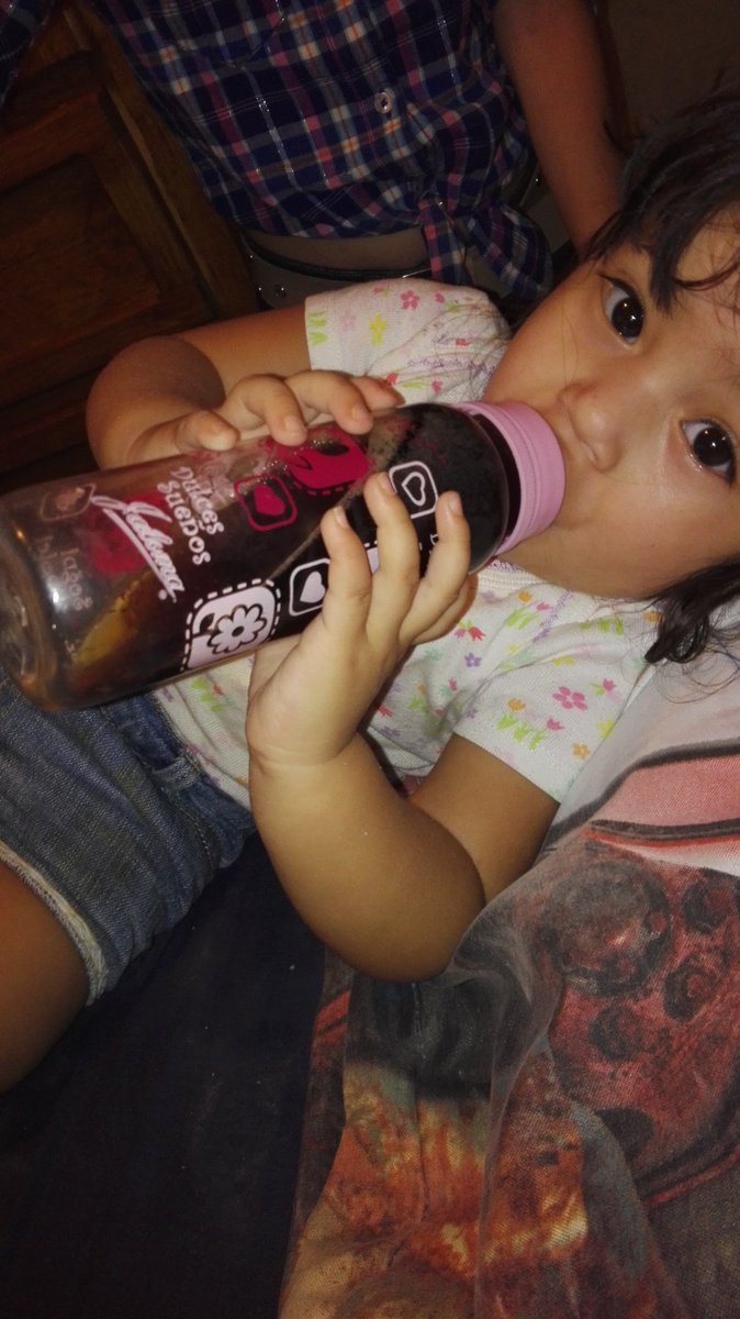 AngieRosales16_'s tweet photo. Estoy obsesionada con esta monada de niña😍😍😍😱!!! https://t.co/mBG6VGc5Wd