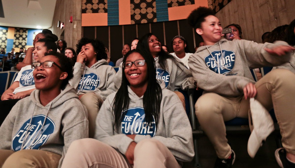 kare11's tweet photo. Students and teacher write inspiring school song. @BoydHuppert reports https://t.co/2MaOEr5yxZ  #Land10KStories https://t.co/uutOs02LJ4