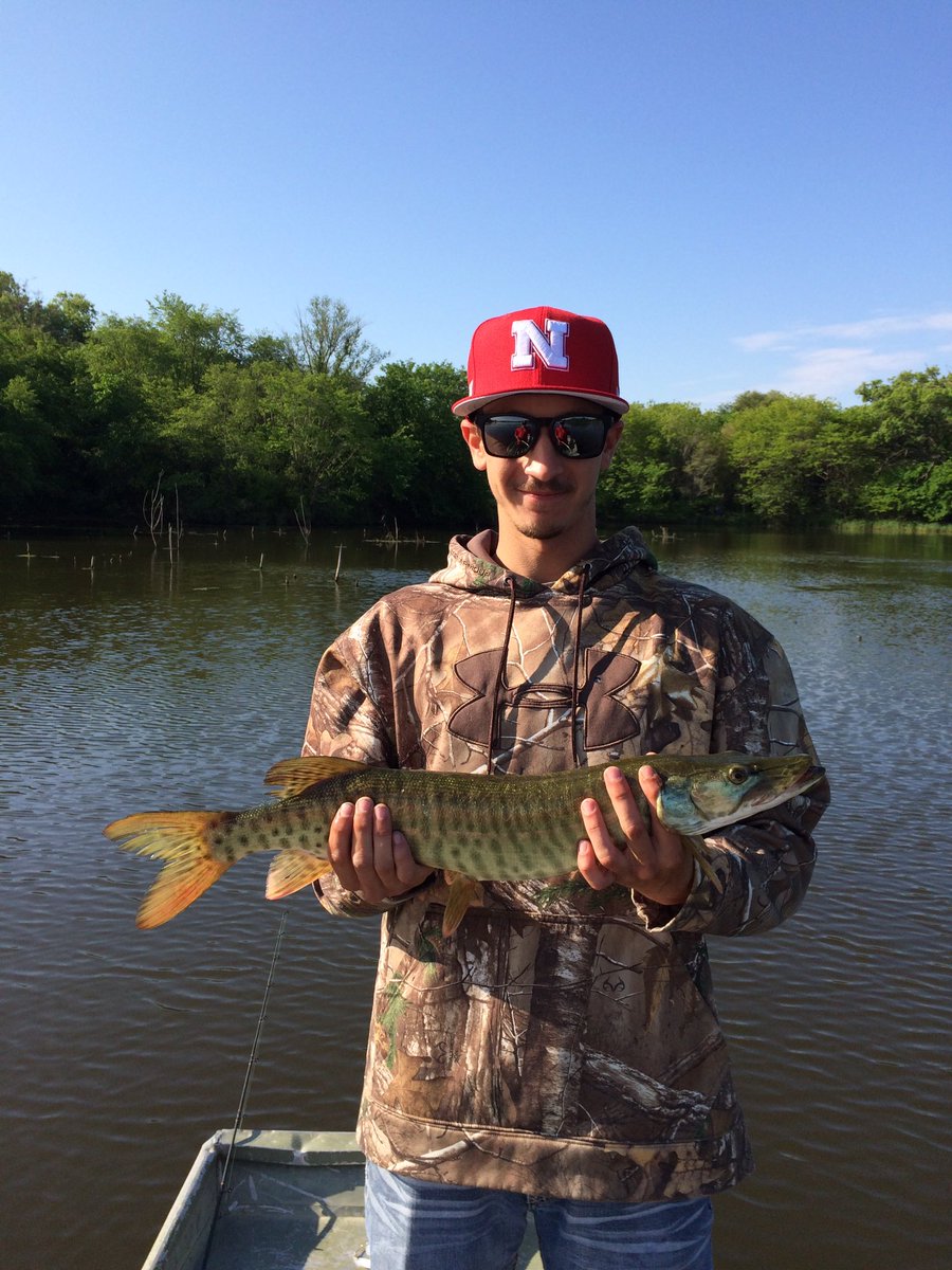 kevinbacon425's tweet photo. First ever Muskie #nebraska @NEGameandParks @UnderArmour https://t.co/fI86R1VJgW
