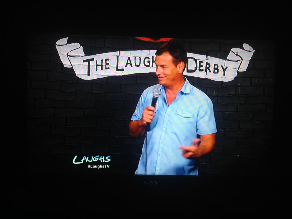 20withJacob's tweet image. Watching @LaughsTVShow and I'm watching this Badass Comic @richragains - #uncle #comedy #miccontrol